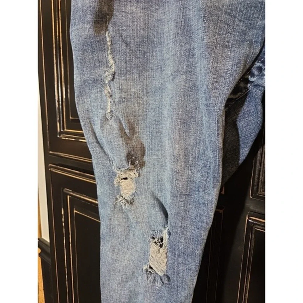 true religion Ricky Relaxed Straight 38x32, Distressed,‎ Holes,